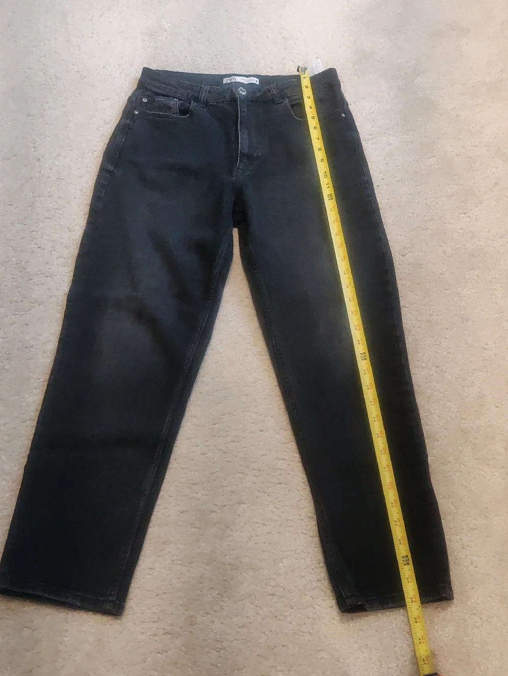 Zara Vintage Women's Straight Jeans in Black Wash